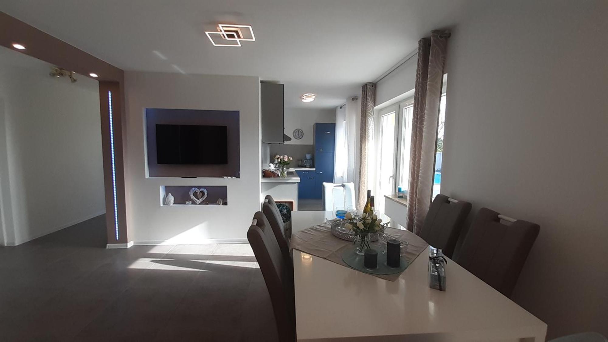Villa Elke Maria mit Privatpool und Poolmassage Novigrad Istria Zimmer foto